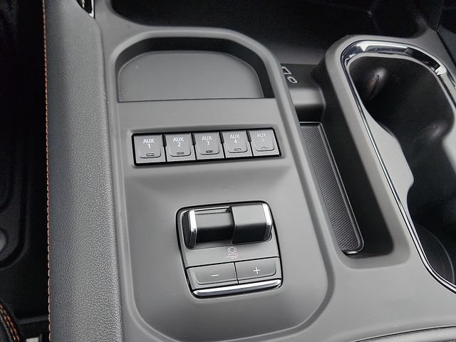 New 2026 GMC Sierra 3500 AT4 w/ Technology Package AWD/4WD image 14