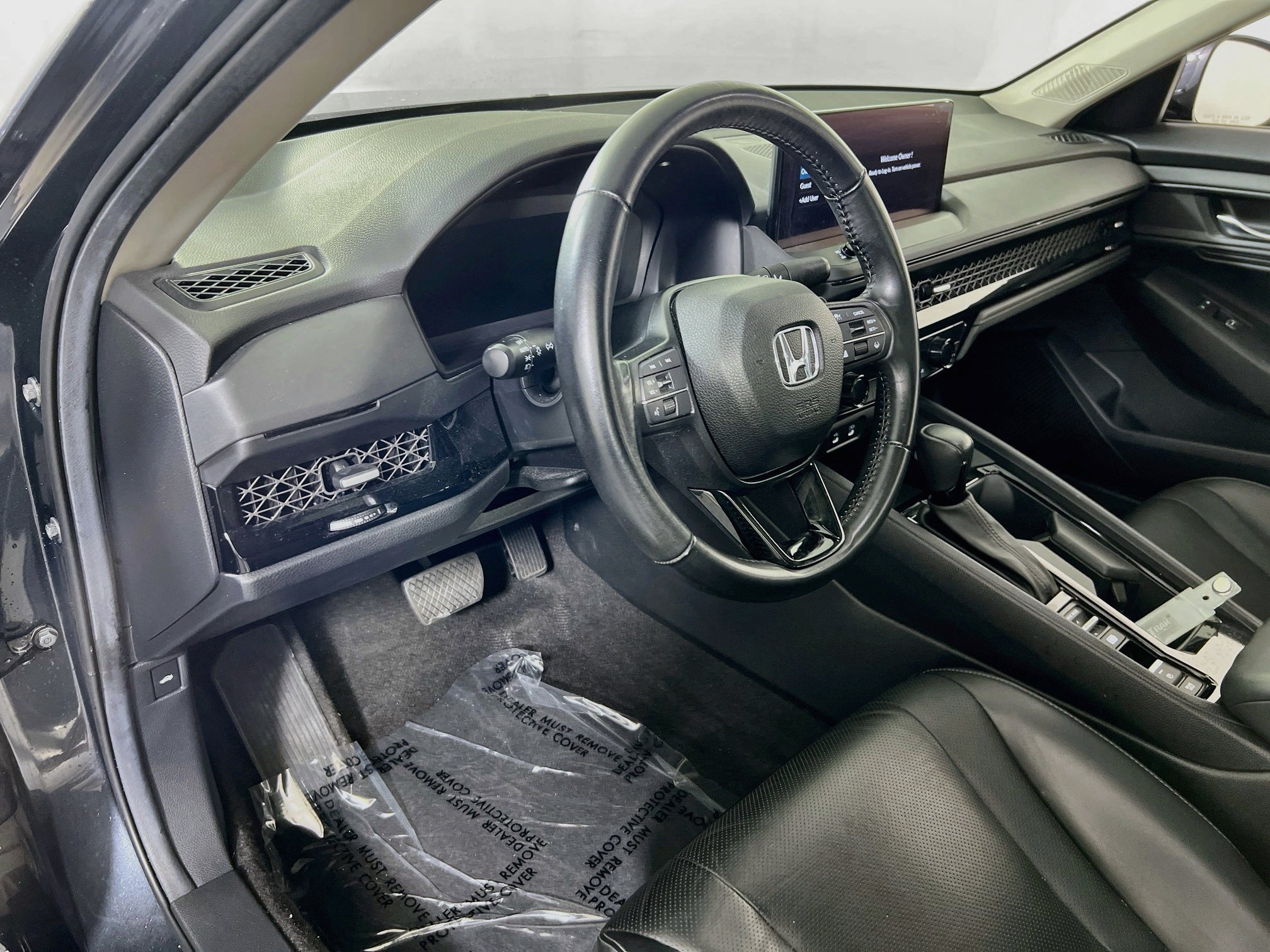 Used 2024 Honda Accord EX-L image 9