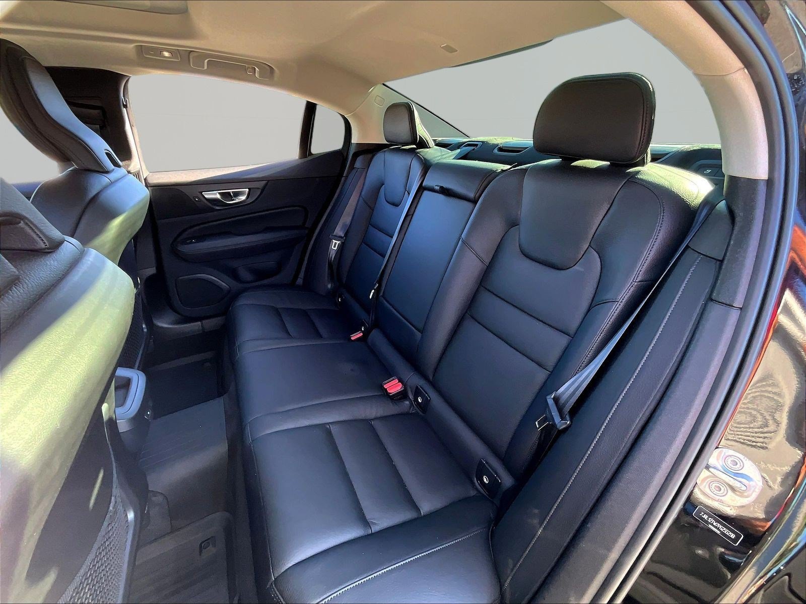 Used 2023 Volvo S60 B5 Plus w/ Climate Package AWD/4WD image 22