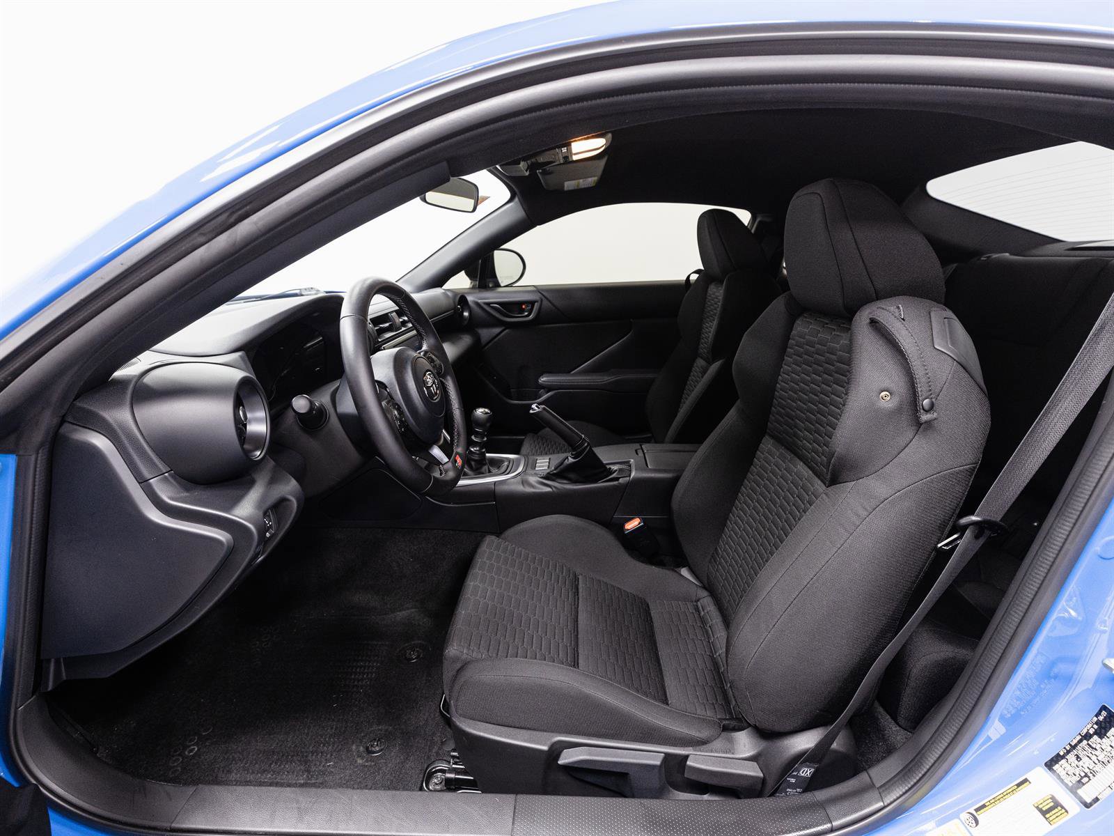 Certified 2023 Toyota GR86 w/ ALL Weather Mat Package (TMS) image 4