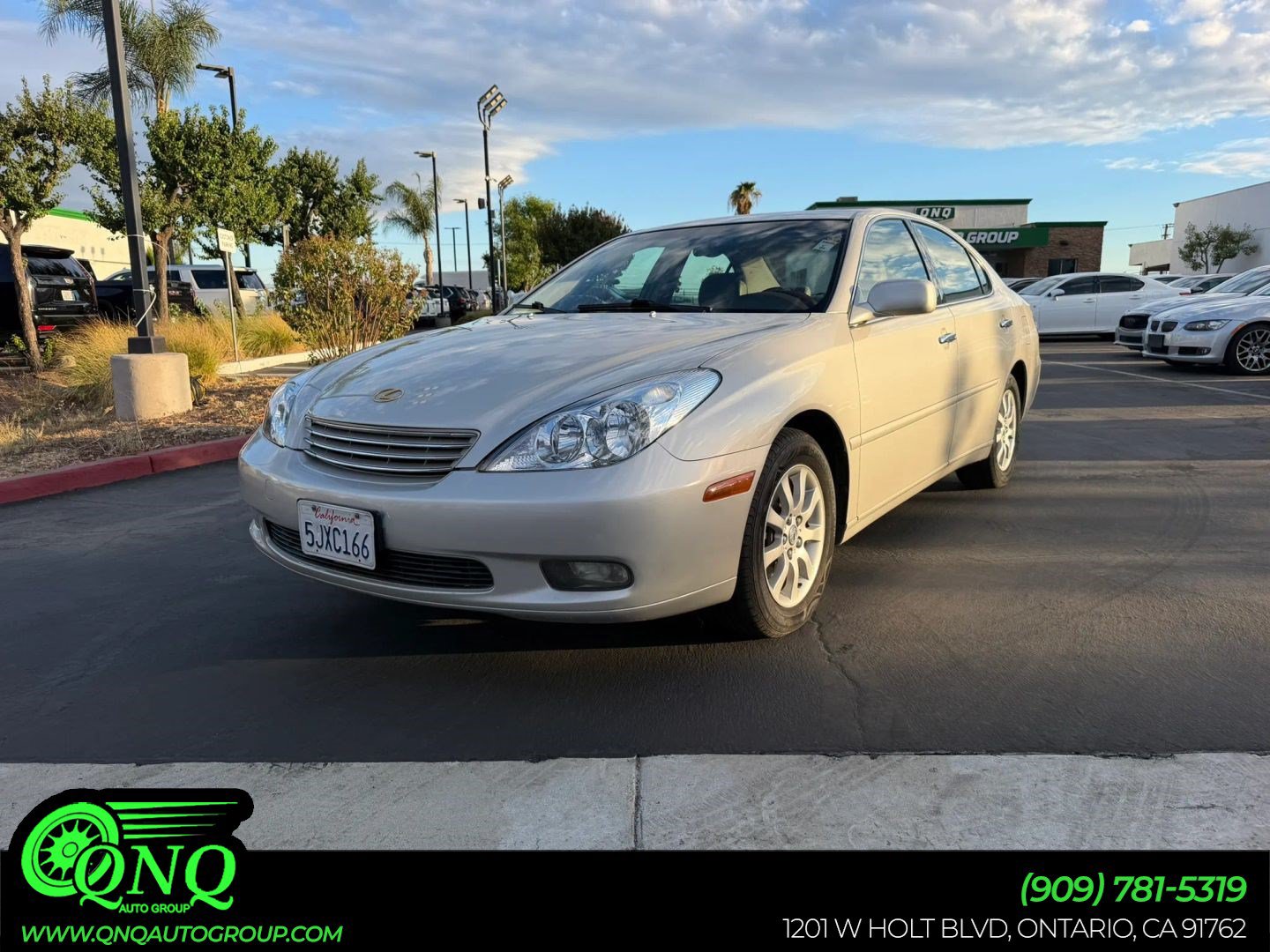Used 2003 Lexus ES 330 w/ Premium Pkg FWD image 1