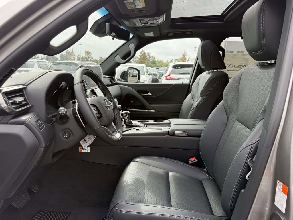 New 2025 Lexus LX 600 4WD w/ Luxury Package image 12