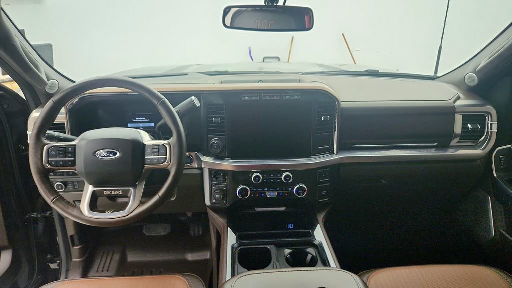 Used 2024 Ford F350 King Ranch w/ FX4 Off-Road Package AWD/4WD image 15