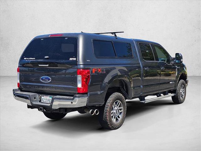 Used 2017 Ford F250 Lariat w/ Lariat Value Package AWD/4WD image 6