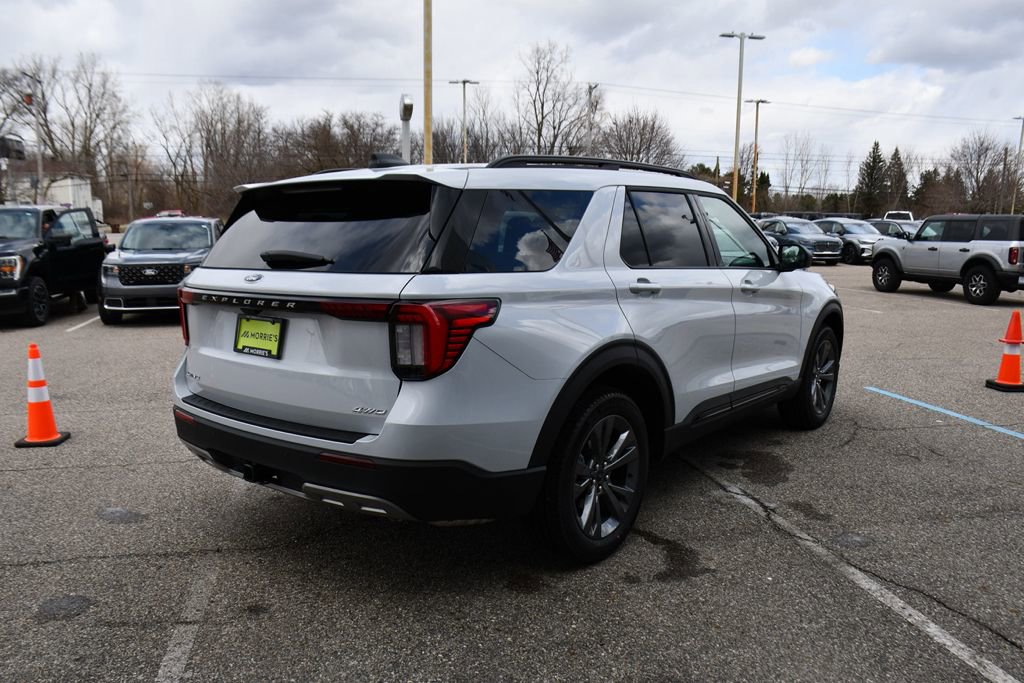 Used 2026 Ford Explorer Active w/ Active Comfort Package image 6