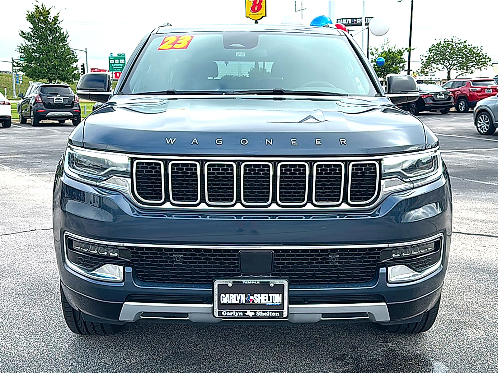 Used 2024 Jeep Wagoneer Series II w/ Flexible Seating Group RWD image 11