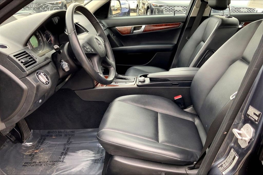 Used 2008 Mercedes-Benz C 300 Sedan image 8