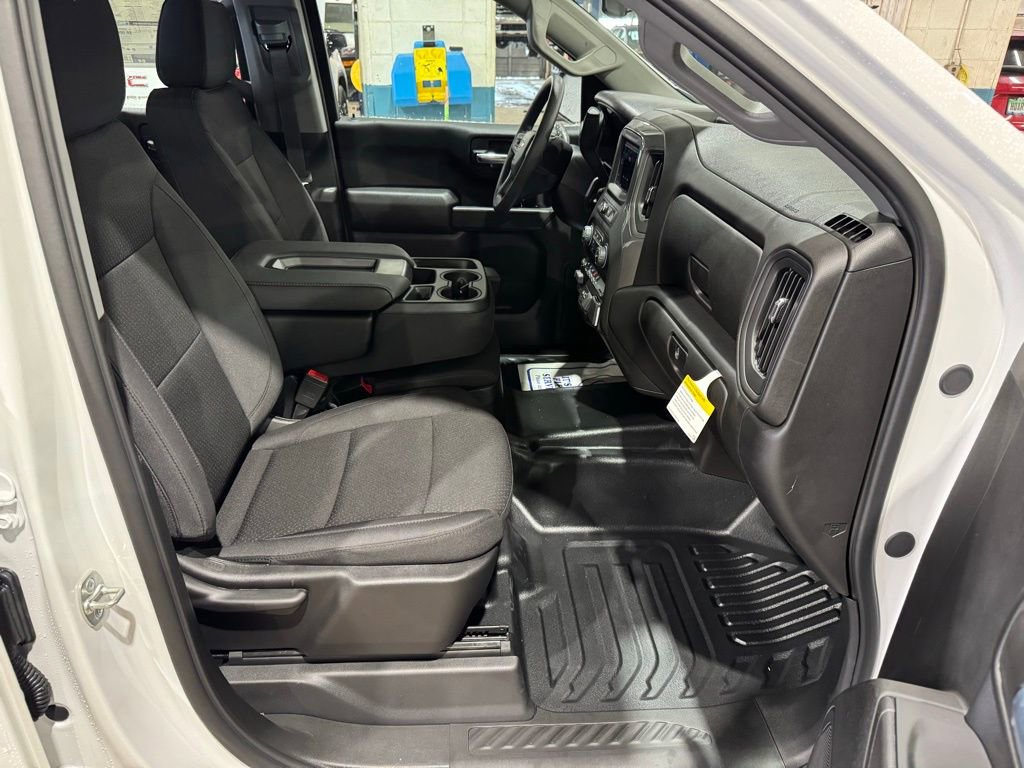 New 2026 Chevrolet Silverado 1500 W/T w/ Trailering Package image 29