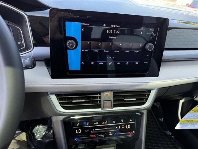 New 2025 Volkswagen Taos SEL image 23