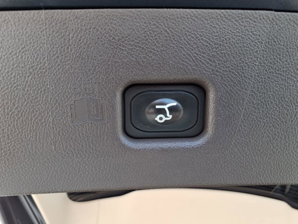 Certified 2022 Lincoln Nautilus Reserve w/ Equipment Group 201A image 17