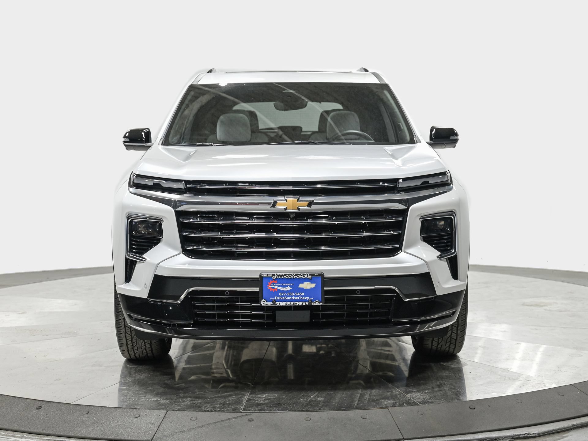 Used 2025 Chevrolet Traverse High Country AWD/4WD image 10