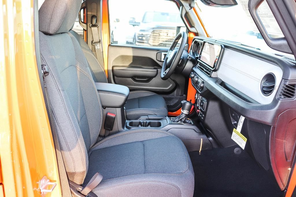 New 2026 Jeep Gladiator Sport AWD/4WD image 21