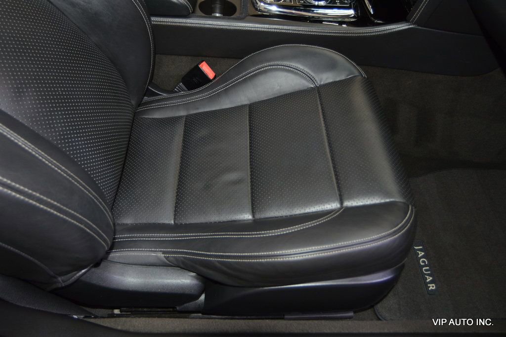 Used 2013 Jaguar XK Convertible image 20