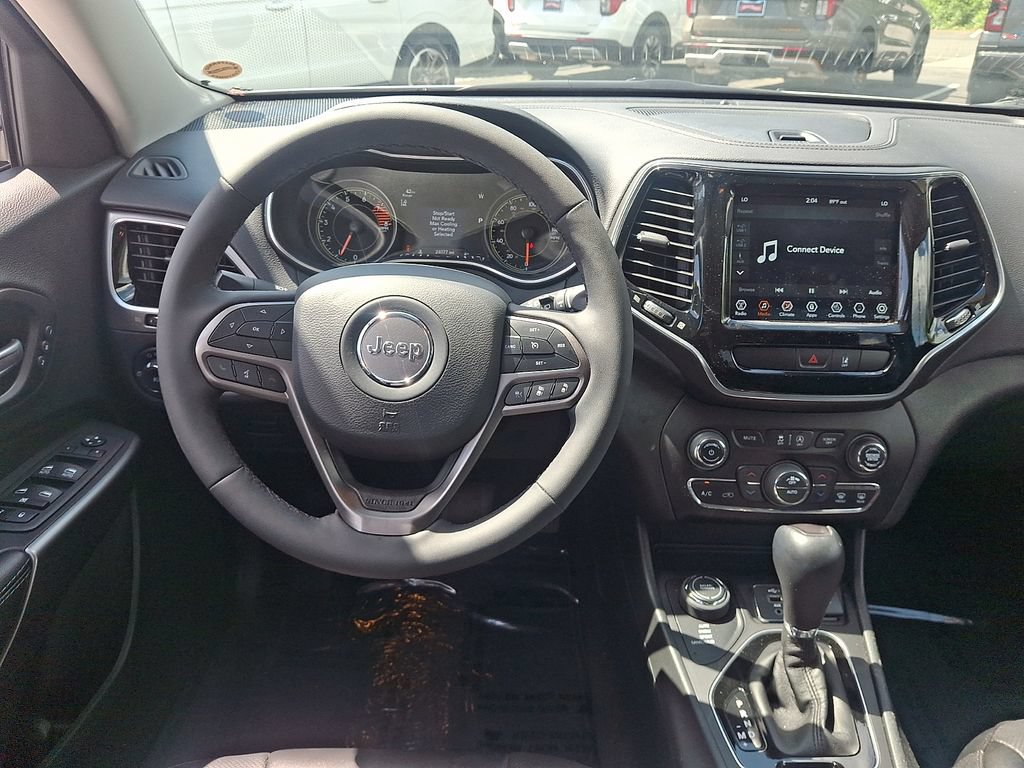 Used 2022 Jeep Cherokee Limited AWD/4WD image 11