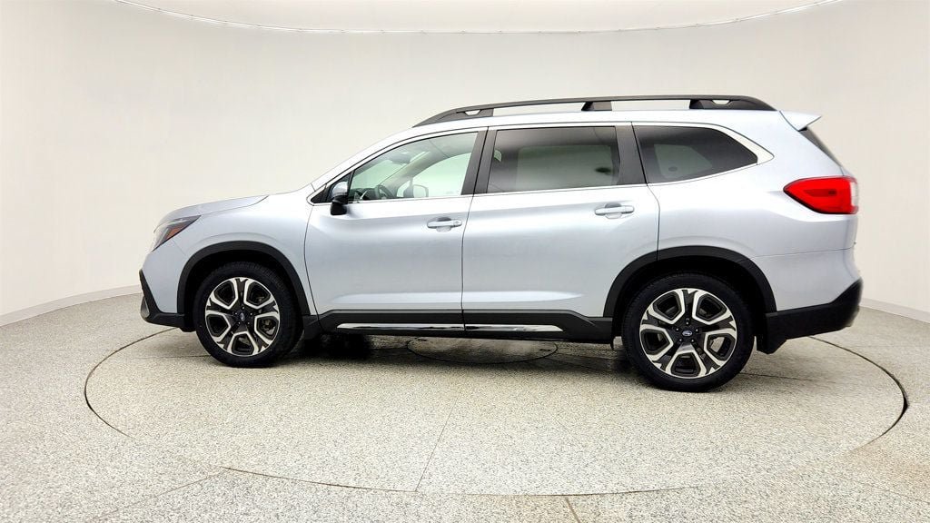 Used 2023 Subaru Ascent Limited AWD/4WD image 8