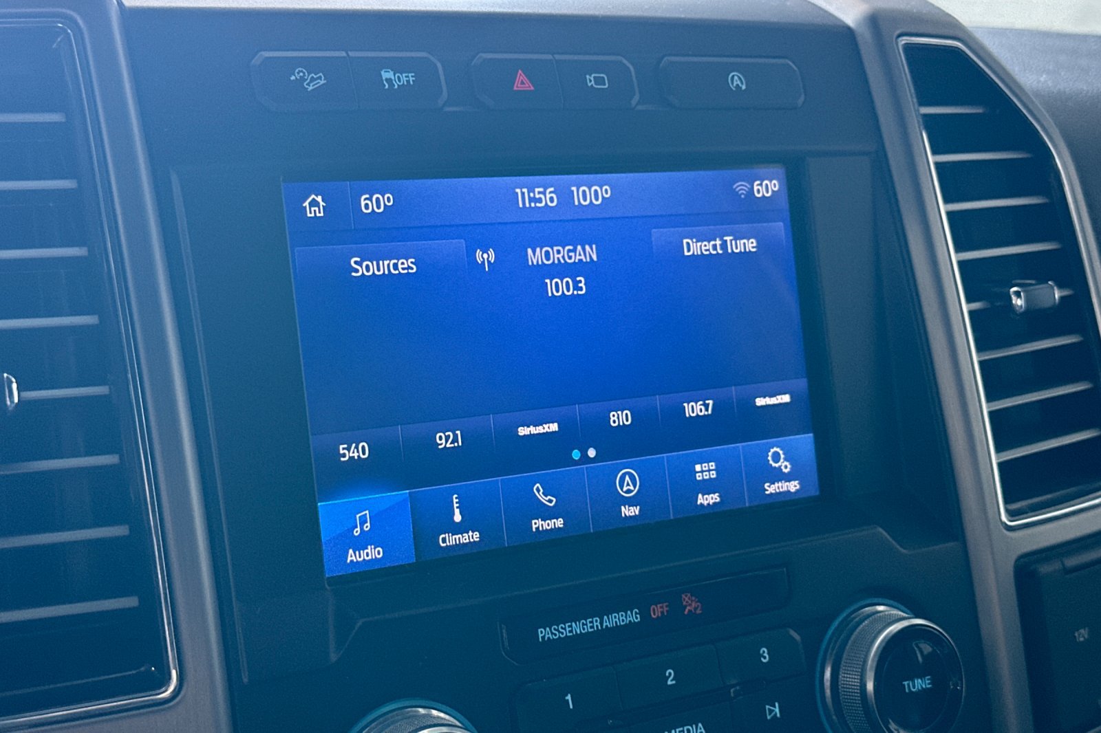 Used 2020 Ford F150 Platinum w/ Technology Package AWD/4WD image 18