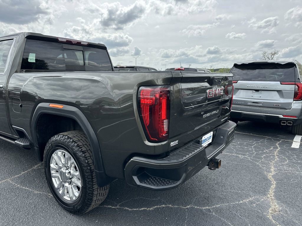 Used 2023 GMC Sierra 2500 Denali w/ Denali Ultimate Package AWD/4WD image 14