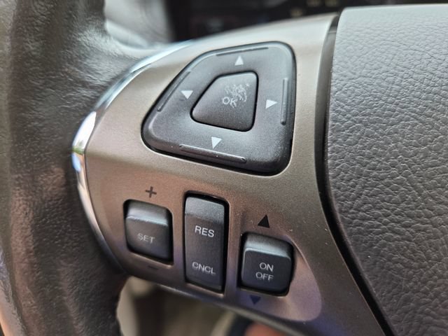 Used 2015 Lincoln MKX AWD w/ Equipment Group 101A image 23