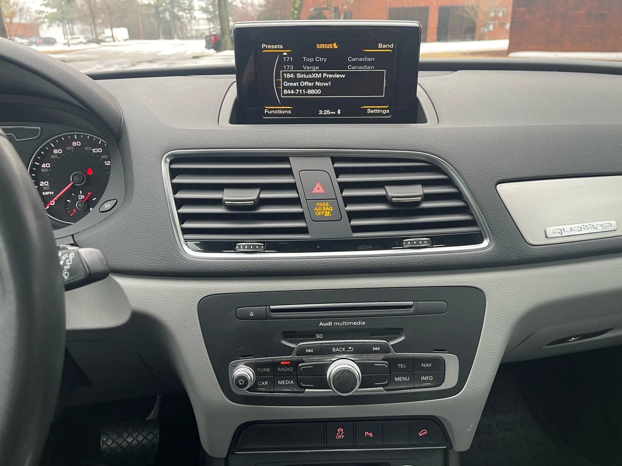 Used 2018 Audi Q3 2.0T Premium AWD/4WD image 16
