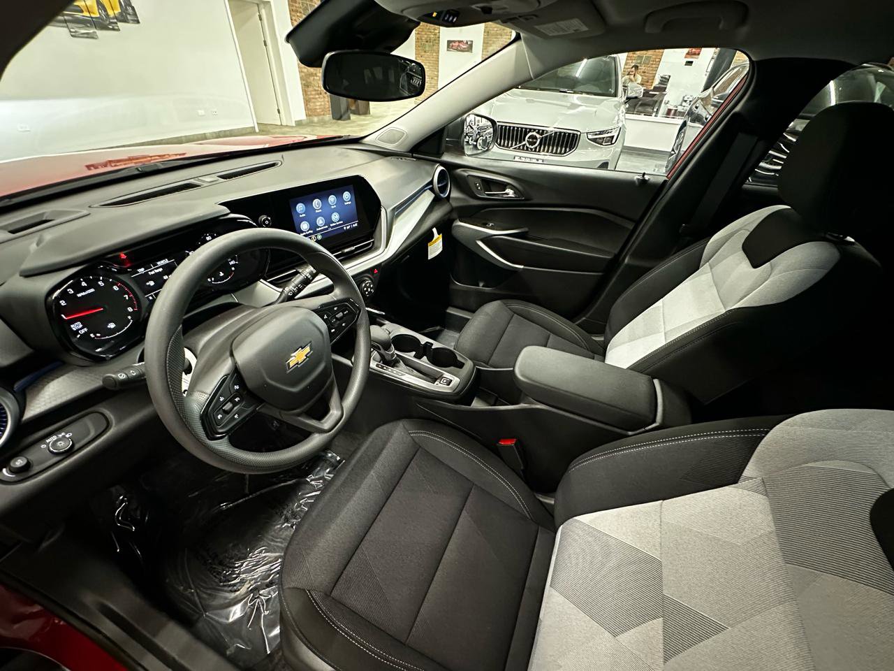 Used 2026 Chevrolet Trax LS image 13