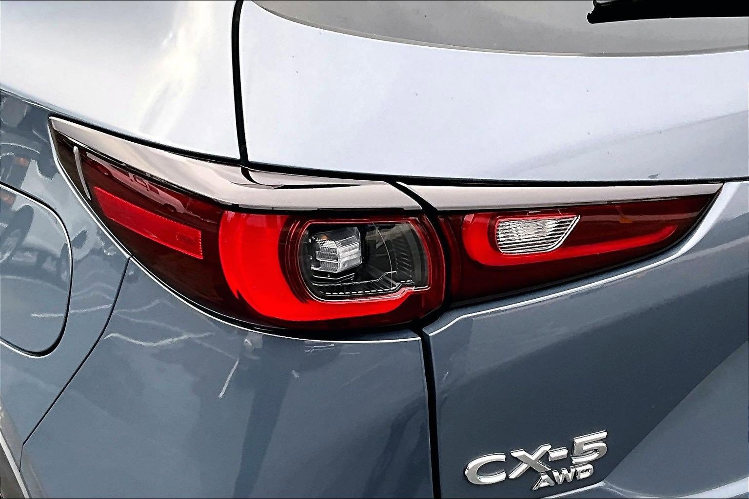 Used 2023 MAZDA CX-5 Carbon Edition image 23