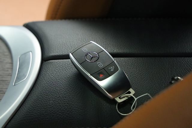 Used 2022 Mercedes-Benz GLC 300 4MATIC Coupe image 41