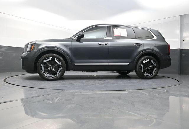 Used 2023 Kia Telluride S image 30