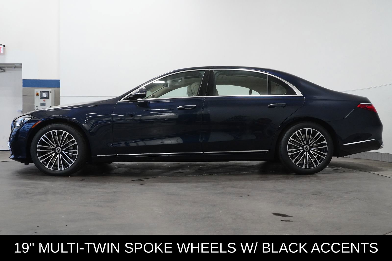 New 2026 Mercedes-Benz S 580 4MATIC Sedan image 6