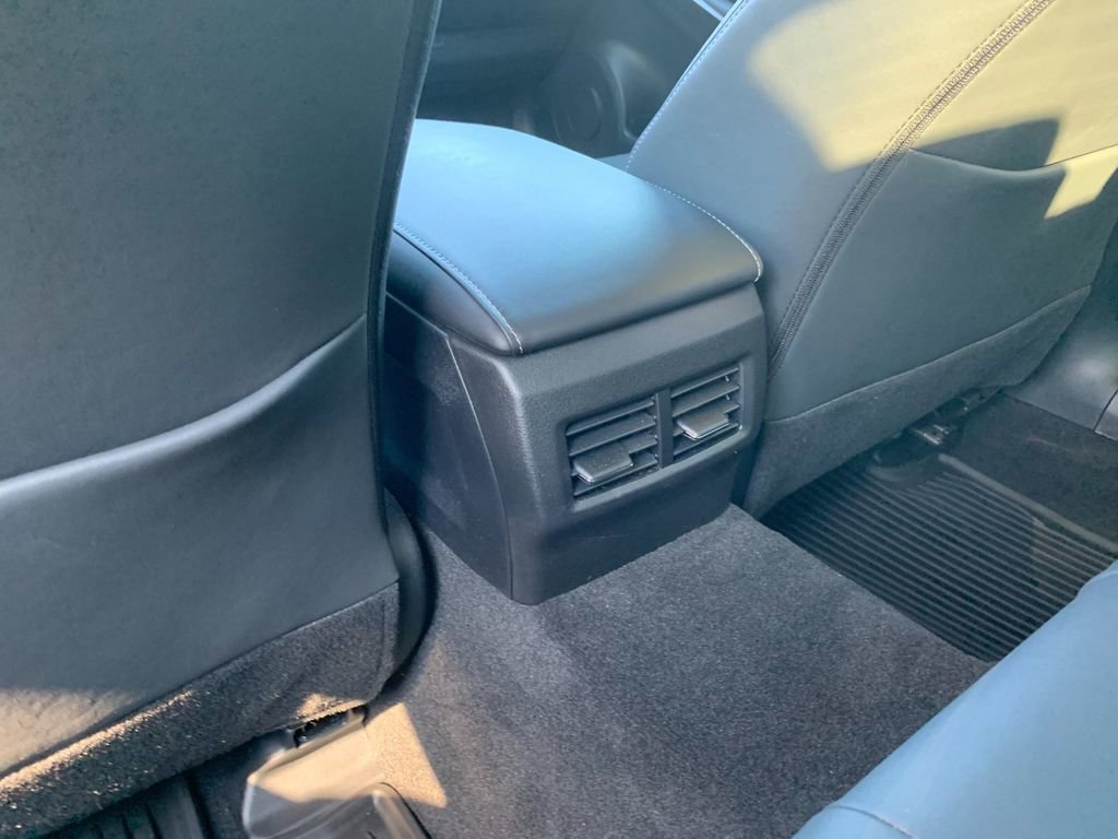 Used 2025 Lexus IS 350 F Sport w/ Navigation Package image 15