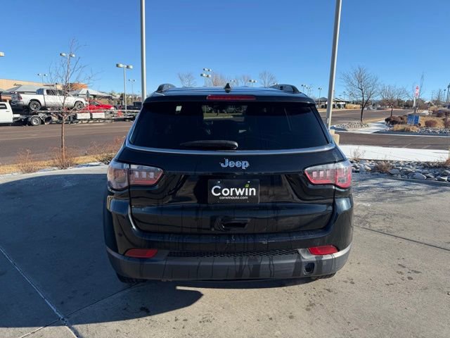 Used 2024 Jeep Compass Latitude image 7