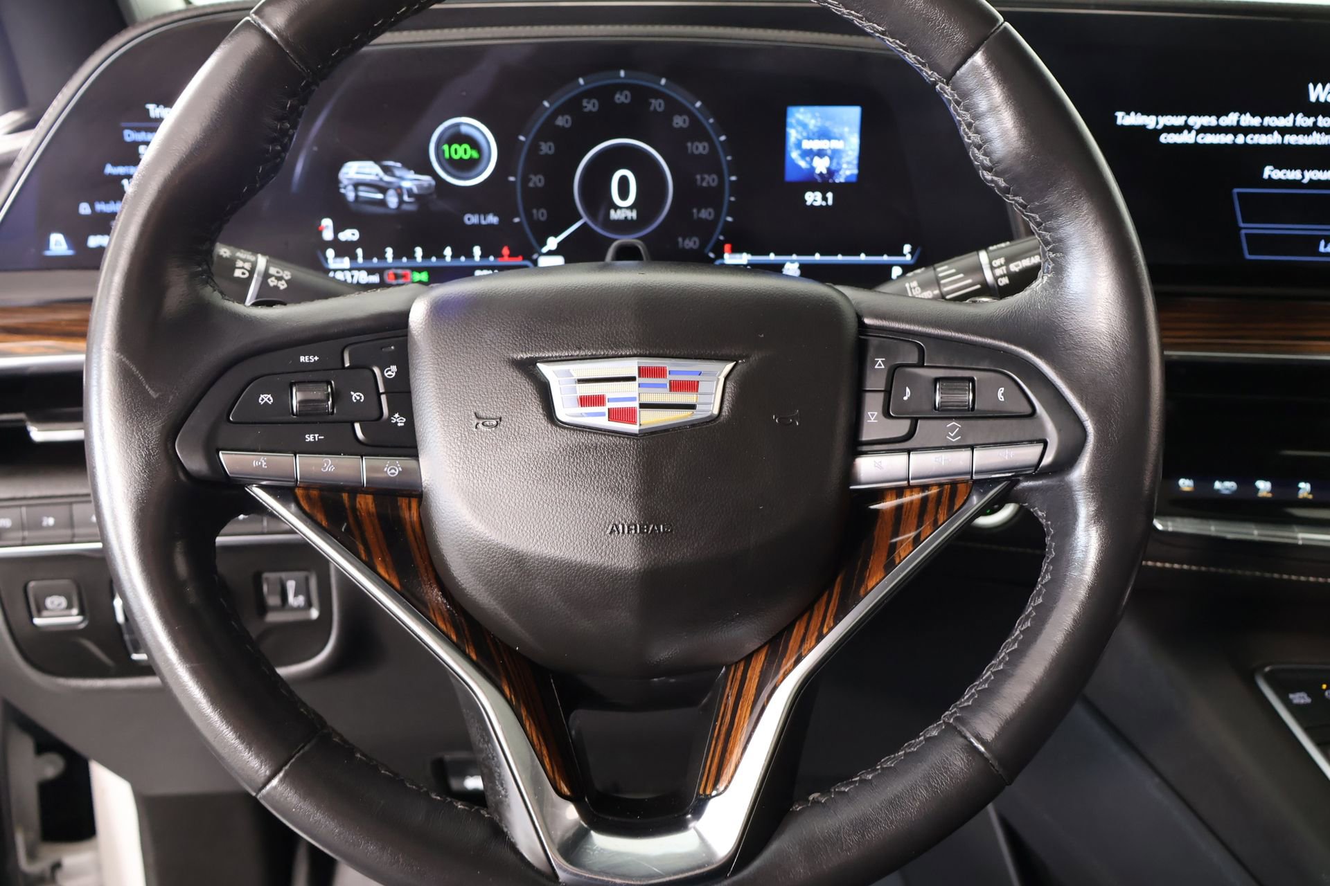 Used 2022 Cadillac Escalade Premium Luxury w/ Performance Package AWD/4WD image 3