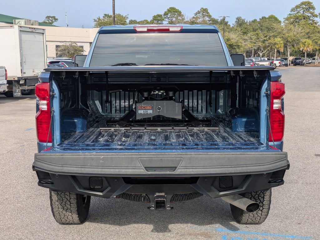 Used 2025 Chevrolet Silverado 2500 Custom w/ Custom Convenience Package image 13