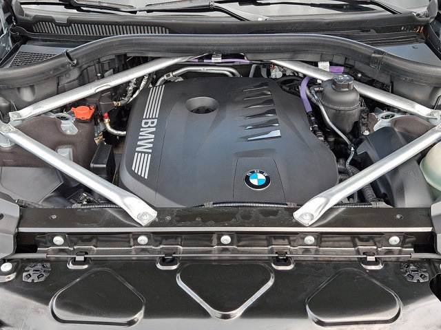 Used 2026 BMW X7 xDrive40i w/ M Sport Package AWD/4WD image 36