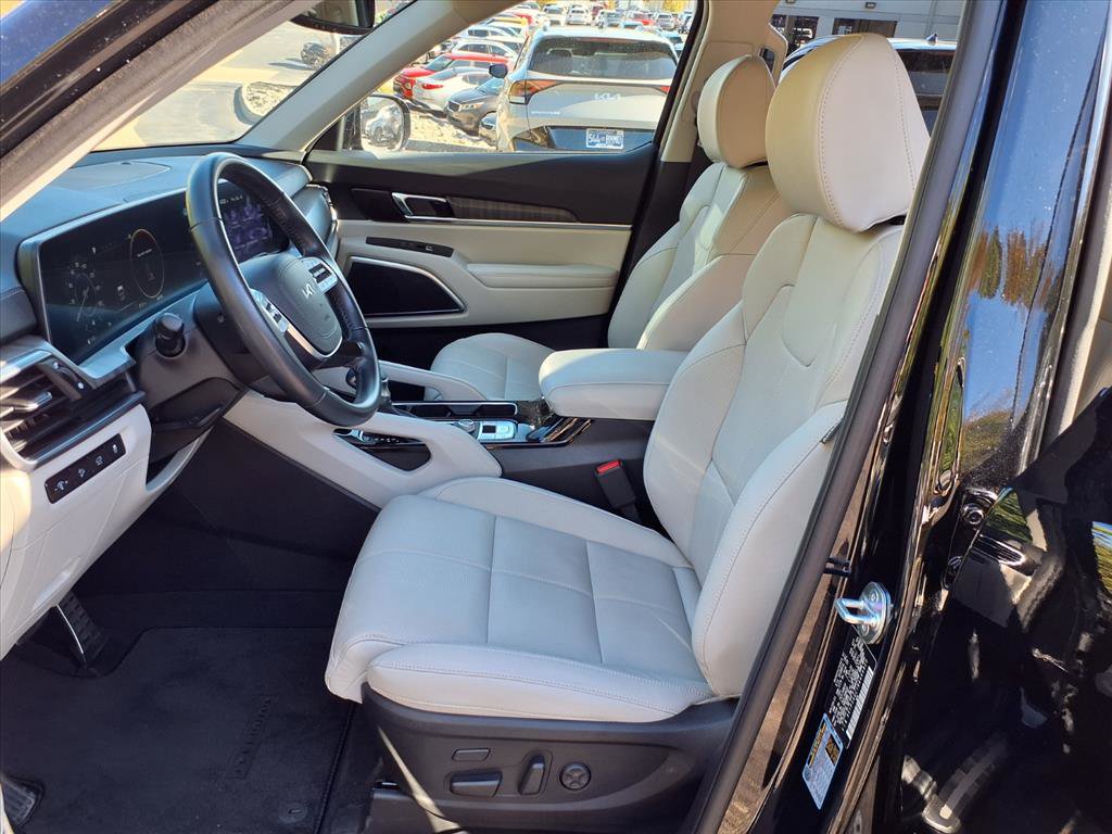 Used 2024 Kia Telluride SX image 12