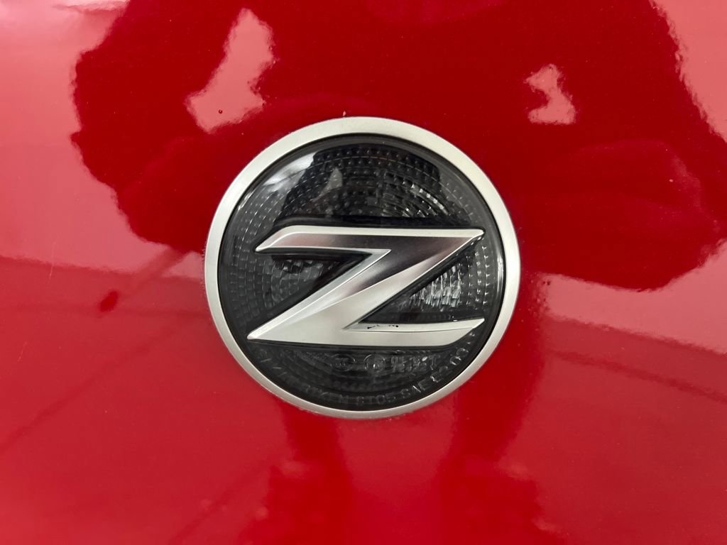 Used 2010 Nissan 370Z Touring w/ Sport Pkg image 42