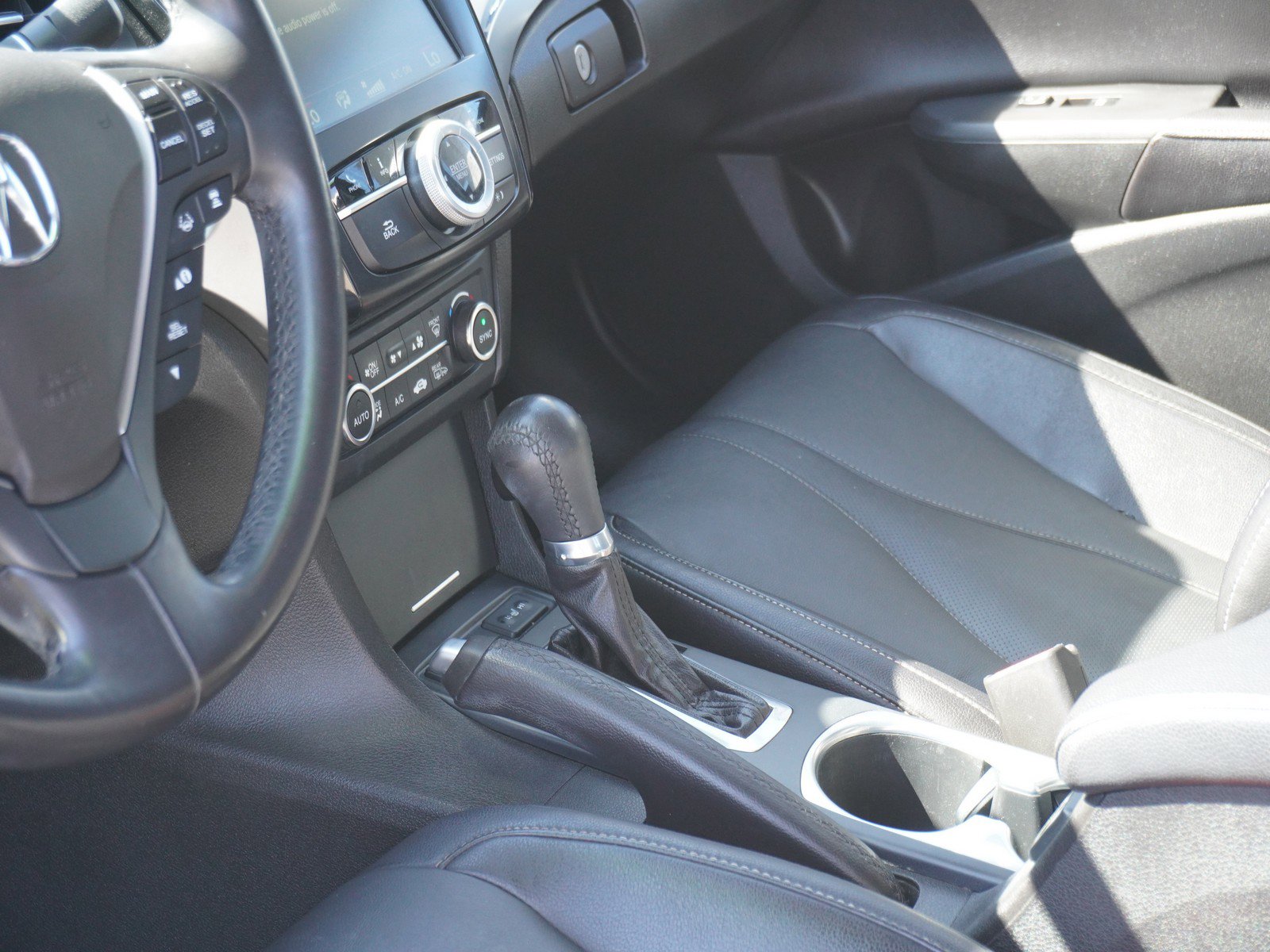 Used 2020 Acura ILX w/ Premium Package image 19