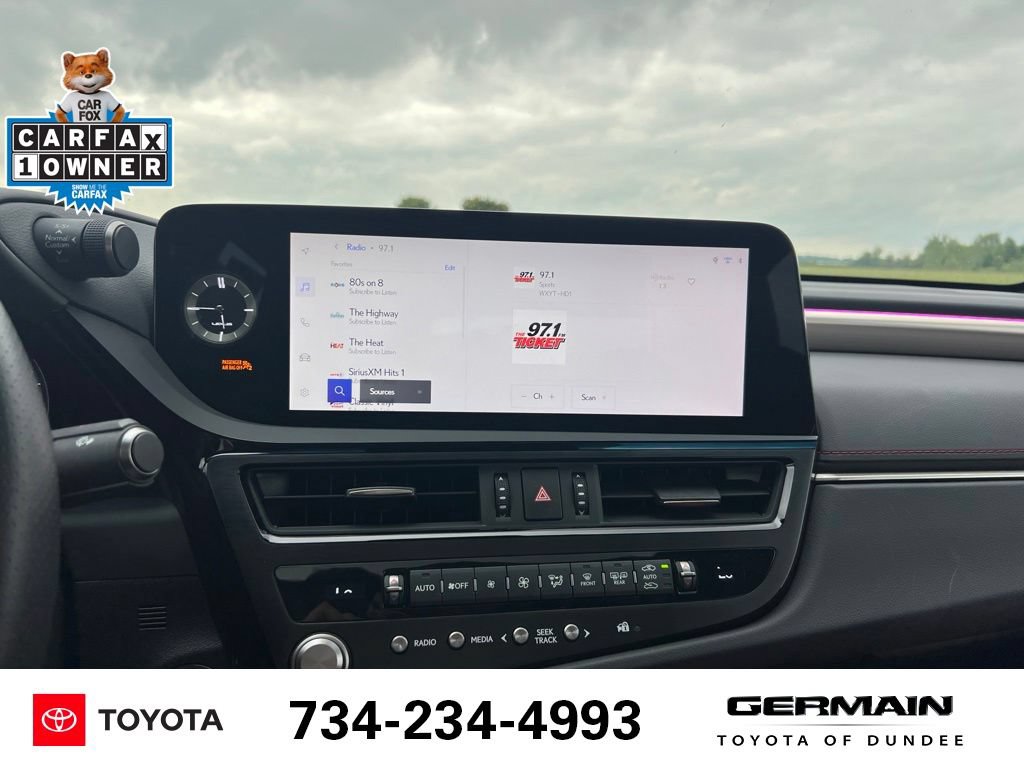 Used 2025 Lexus ES 350 F Sport w/ Accessory Package (Z1) FWD image 18