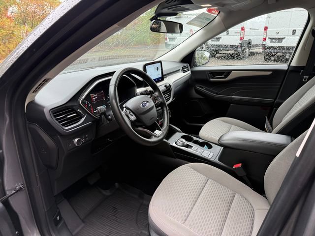 Used 2022 Ford Escape SE w/ Convenience Package image 3
