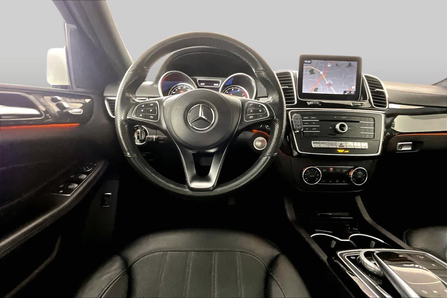 Used 2017 Mercedes-Benz GLS 450 4MATIC image 6