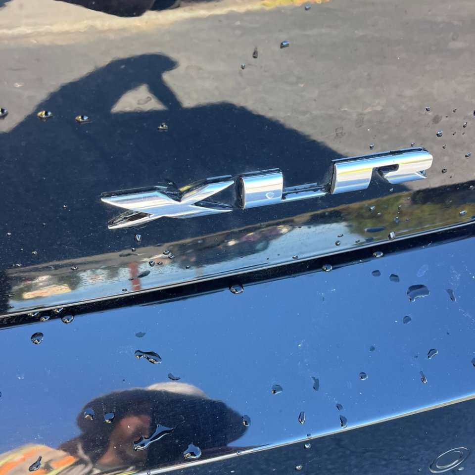 Used 2004 Cadillac XLR 2dr Convertible image 31