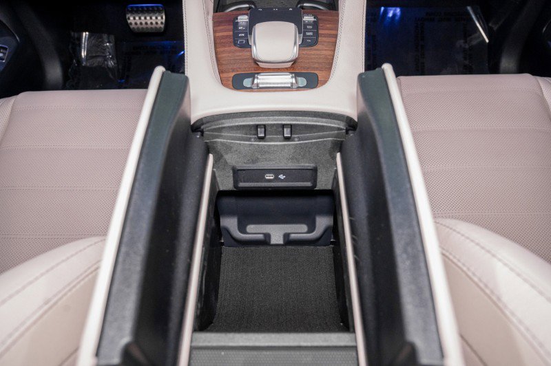 New 2026 Mercedes-Benz GLS 580 4MATIC image 24