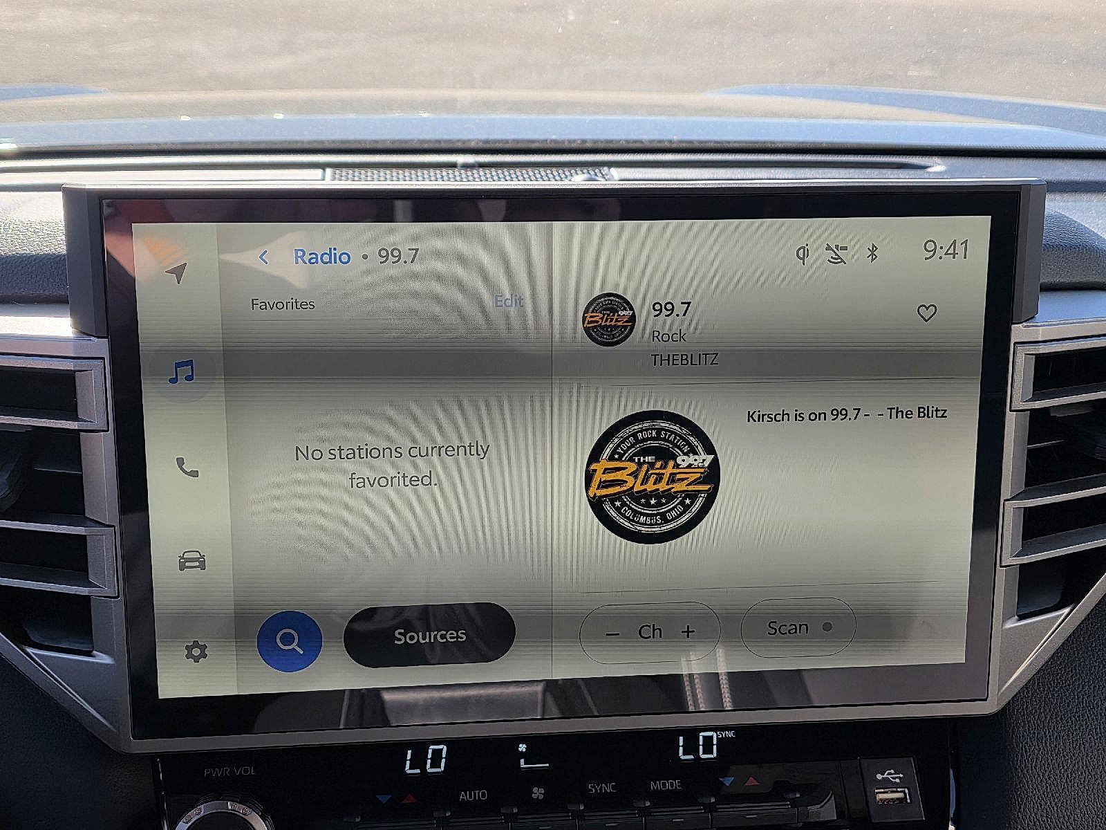 New 2026 Toyota Tundra Limited AWD/4WD image 21