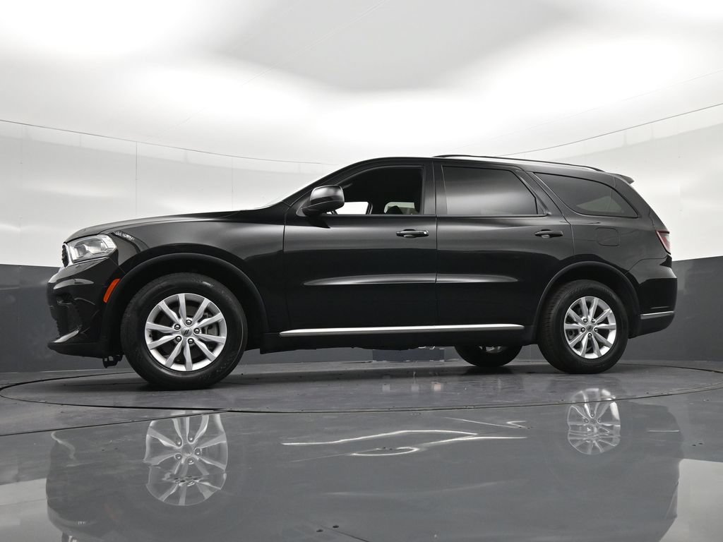 Used 2024 Dodge Durango SXT w/ 3rd Row Seating Group RWD image 34