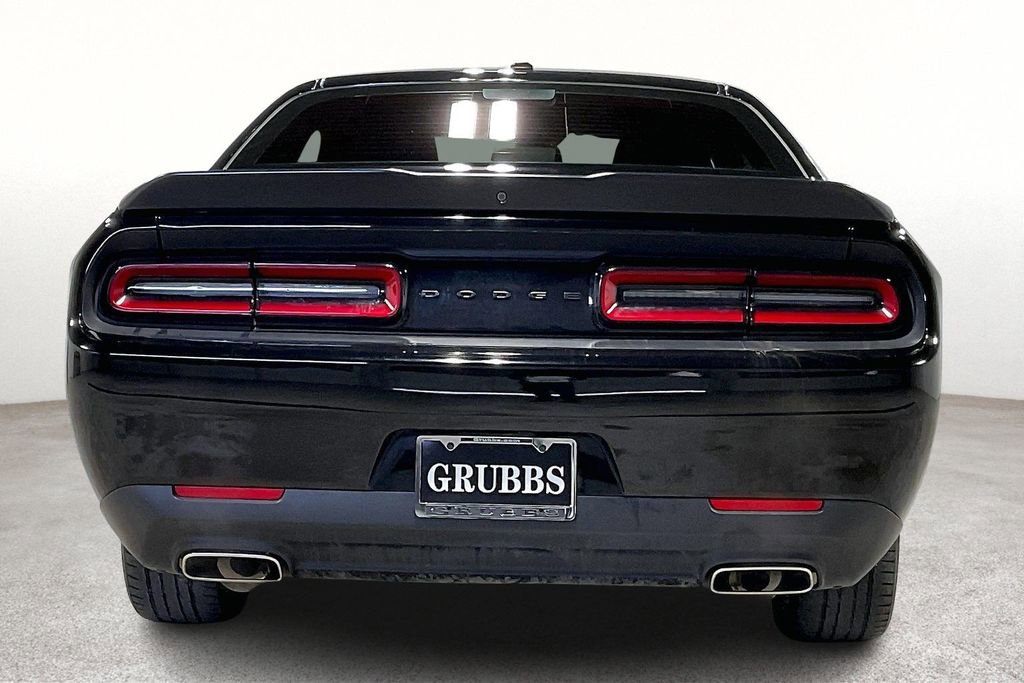 Used 2023 Dodge Challenger SXT w/ Blacktop Package image 6