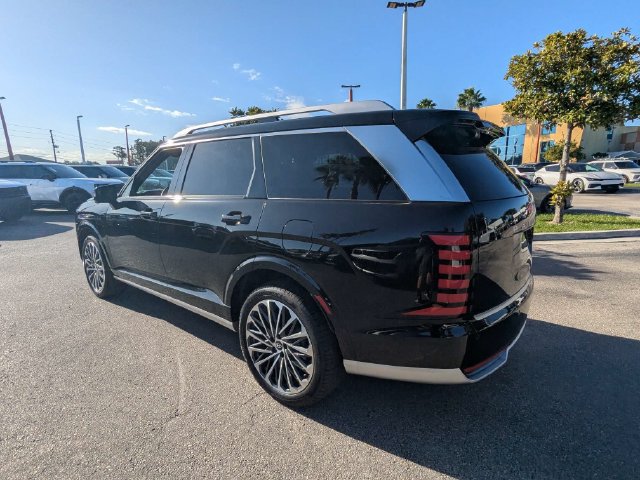 Used 2026 Hyundai Palisade Calligraphy FWD image 4