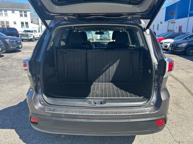 Used 2015 Toyota Highlander Limited AWD/4WD image 10