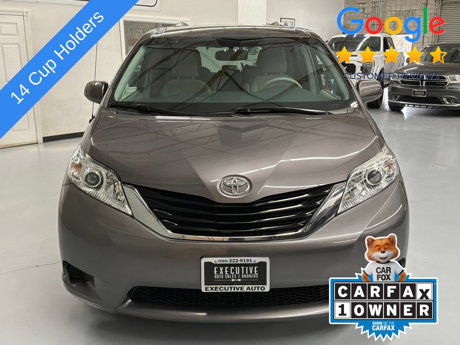 Used 2014 Toyota Sienna LE FWD image 2