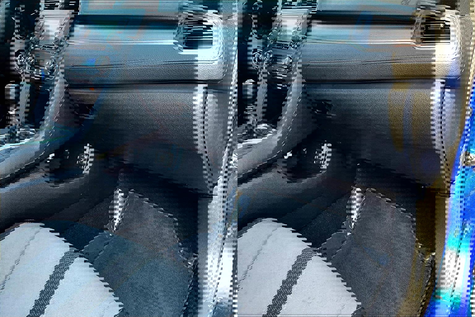 Used 2018 Honda Civic LX image 24