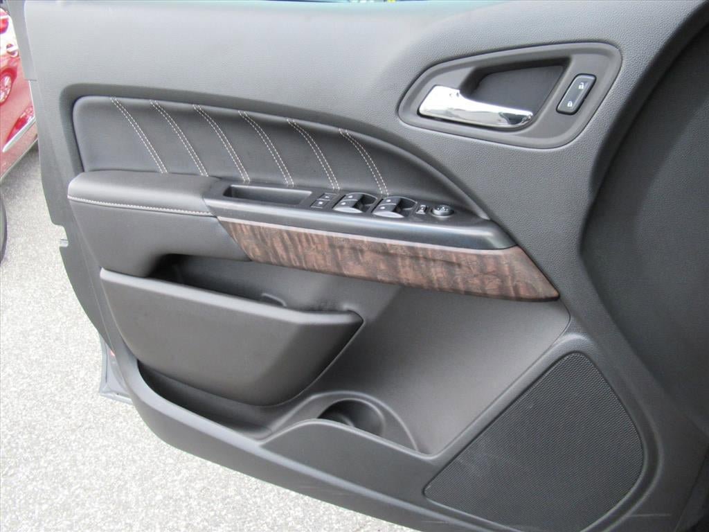 Used 2022 GMC Canyon Denali AWD/4WD image 18