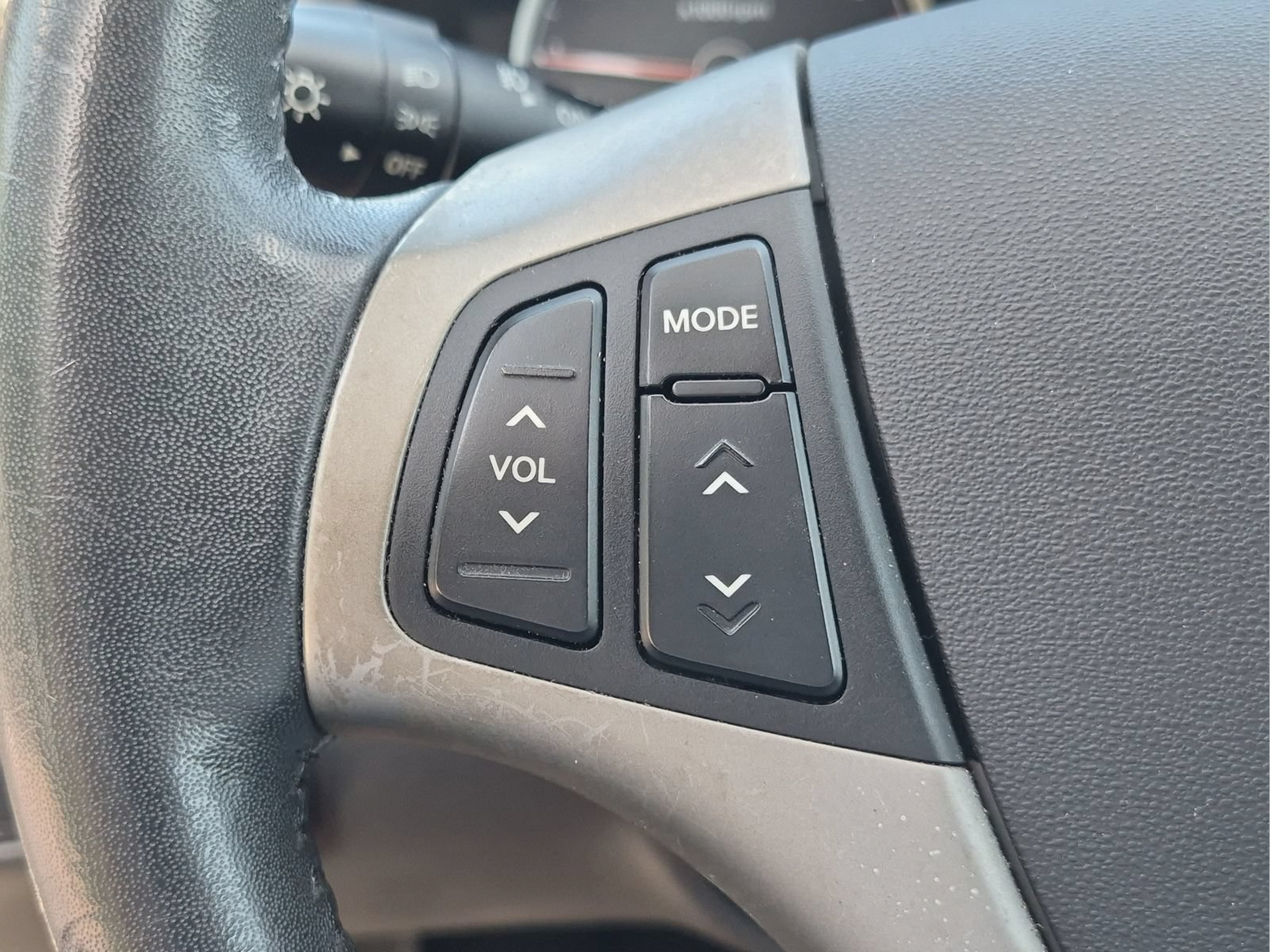 Used 2011 Hyundai Elantra FWD image 13